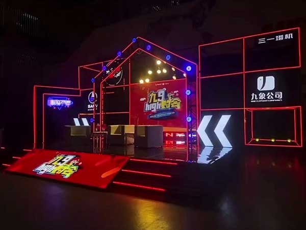 LED pixel bar-perfectly outline the stage shape